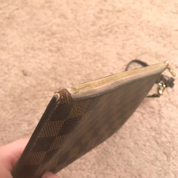 Louis Vuitton Pouch Wristlet Damier Ebene - Picture 2 of 8